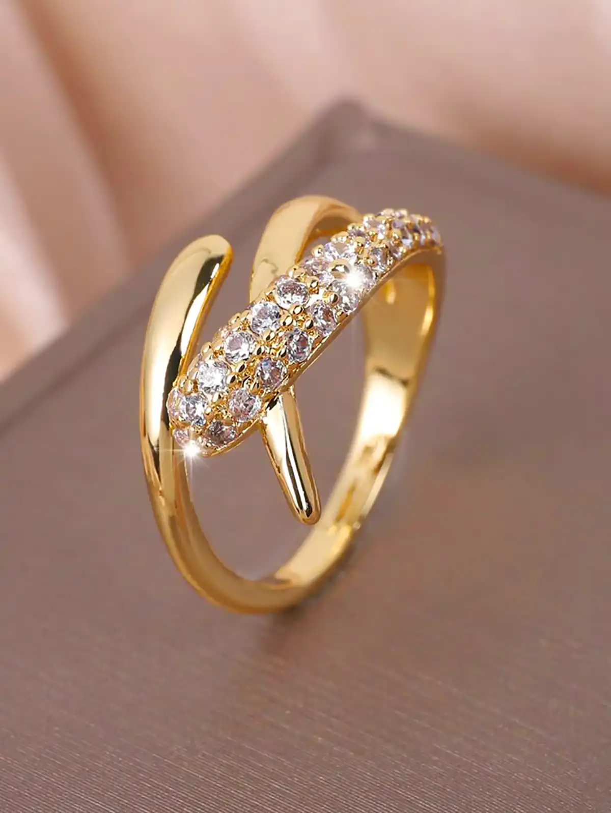 انگشتر نمادار نامزدی