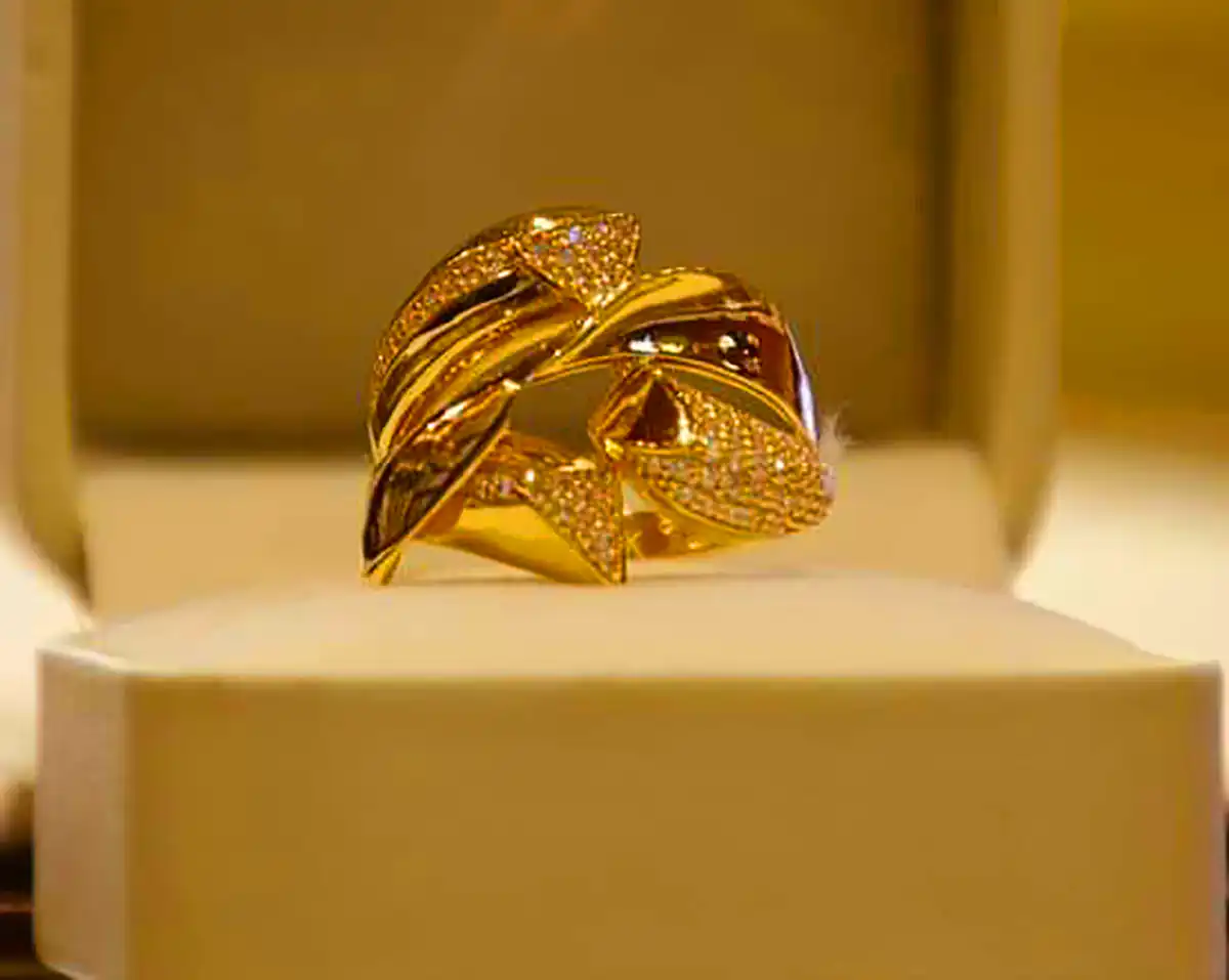 انگشتر نمادار نامزدی