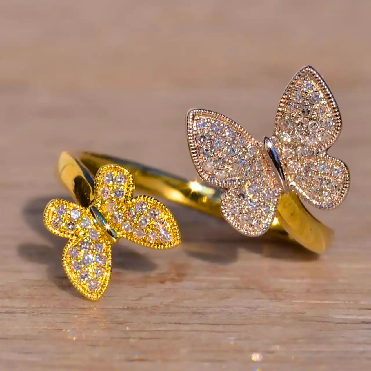 انگشتر فانتزی مدل پروانه