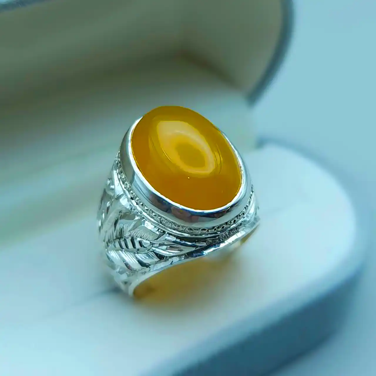 انگشتر مردانه با سنگ عقیق زرد 