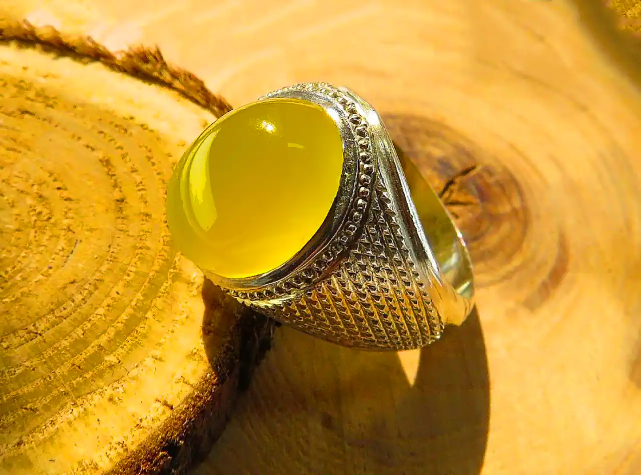 انگشتر مردانه با سنگ عقیق زرد 