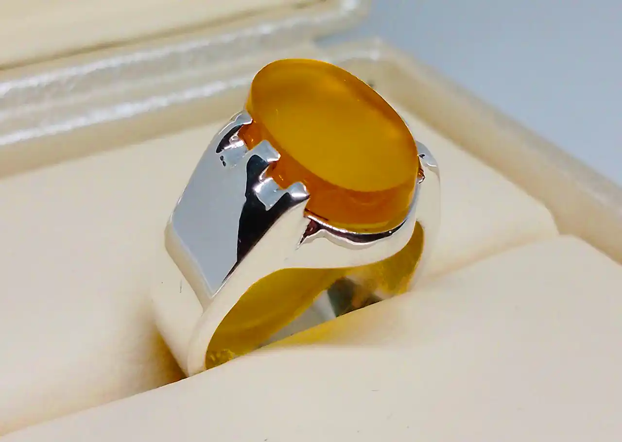 انگشتر مردانه با سنگ عقیق زرد 