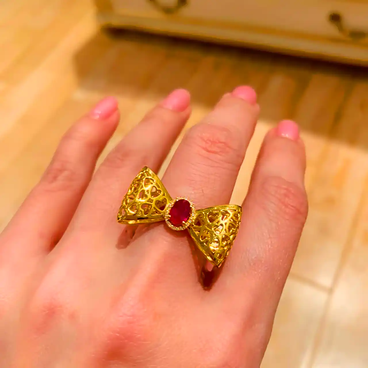 انگشتر طلا مدروز 