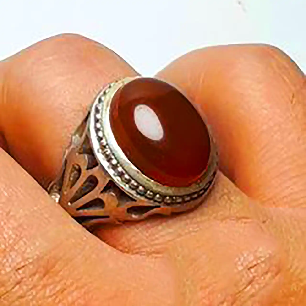 انگشتر مردانه با عقیق قهوه ای