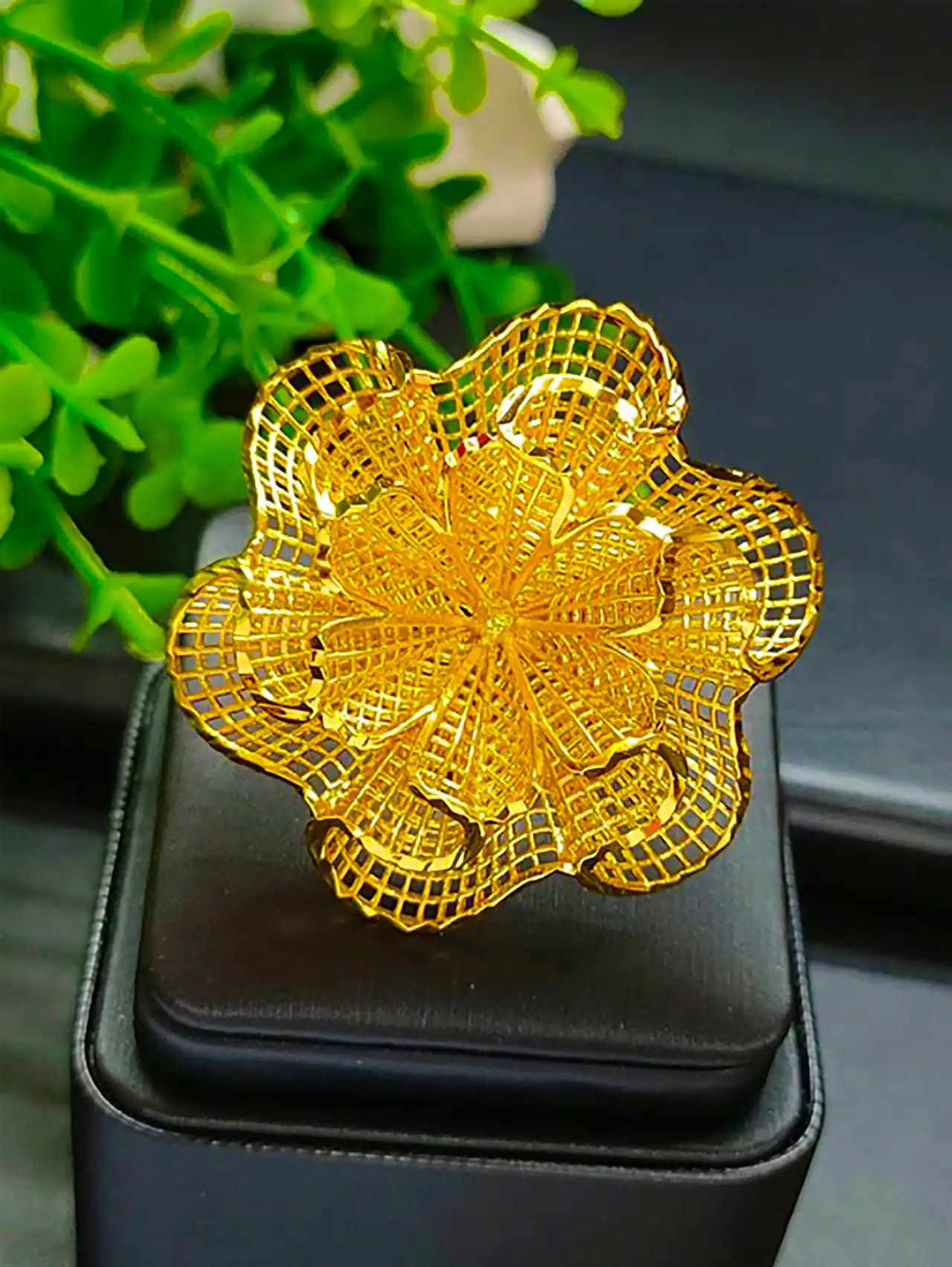 انگشتر طلا گل 5 بعدی