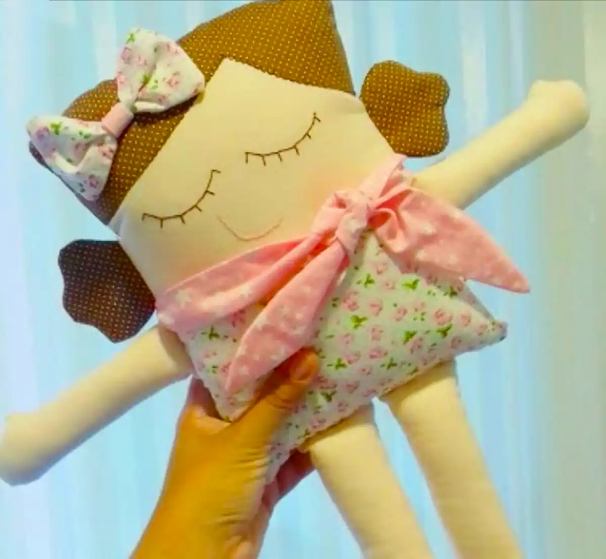 عروسک پارچه ای بامزه