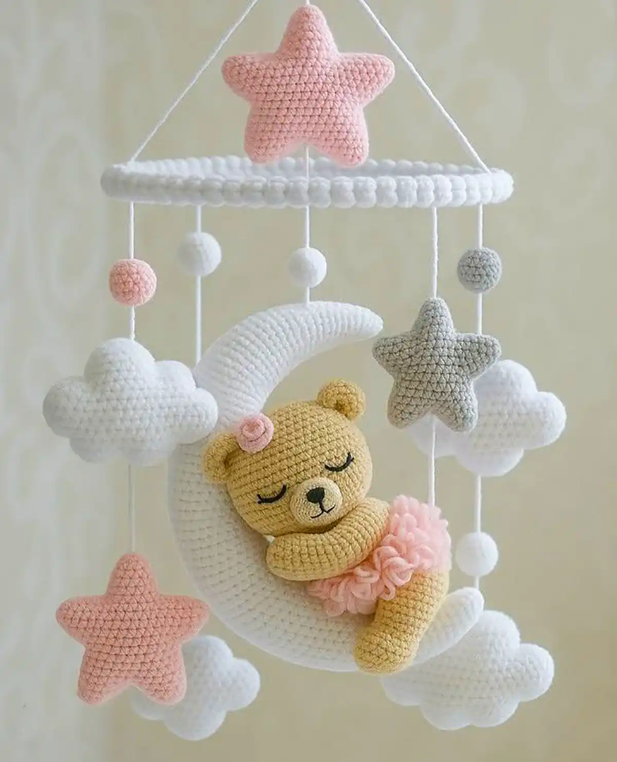 آویز بالا تخت نوزادی