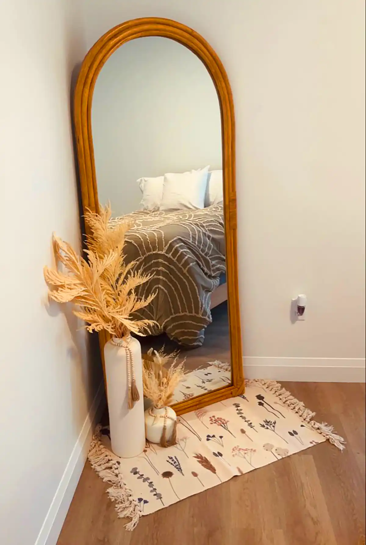 آینه ایستاده لوکس شیک