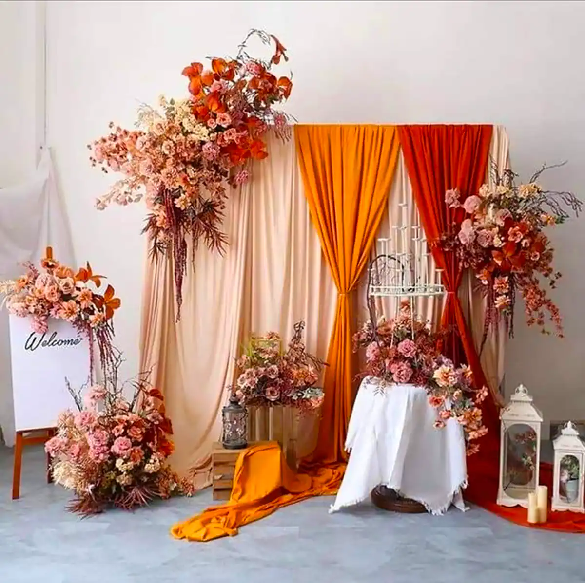 بکدراپ جشن با تم نارنجی