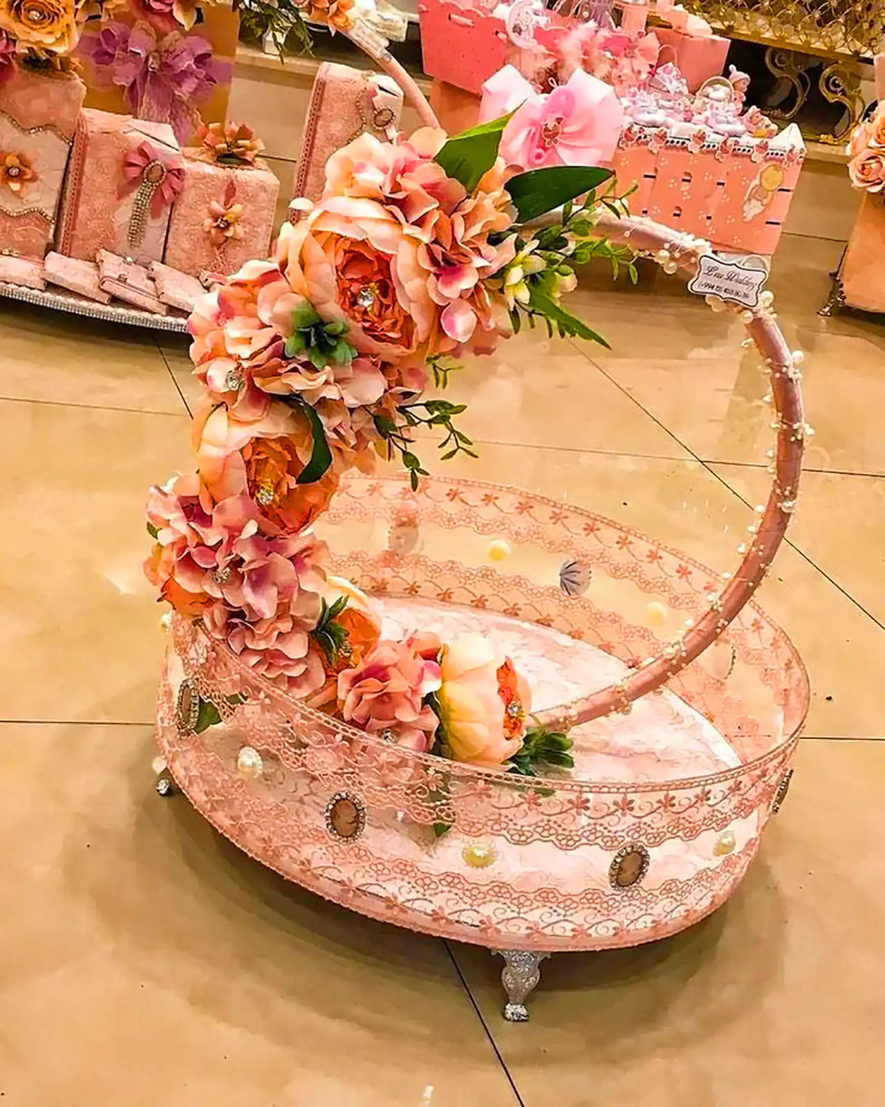 باکس برای کادوهای حنابندون