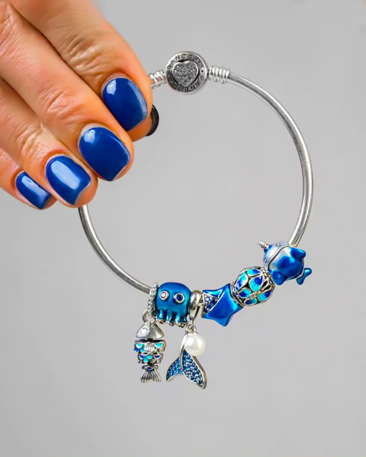 بنگل شیک نقره دخترانه