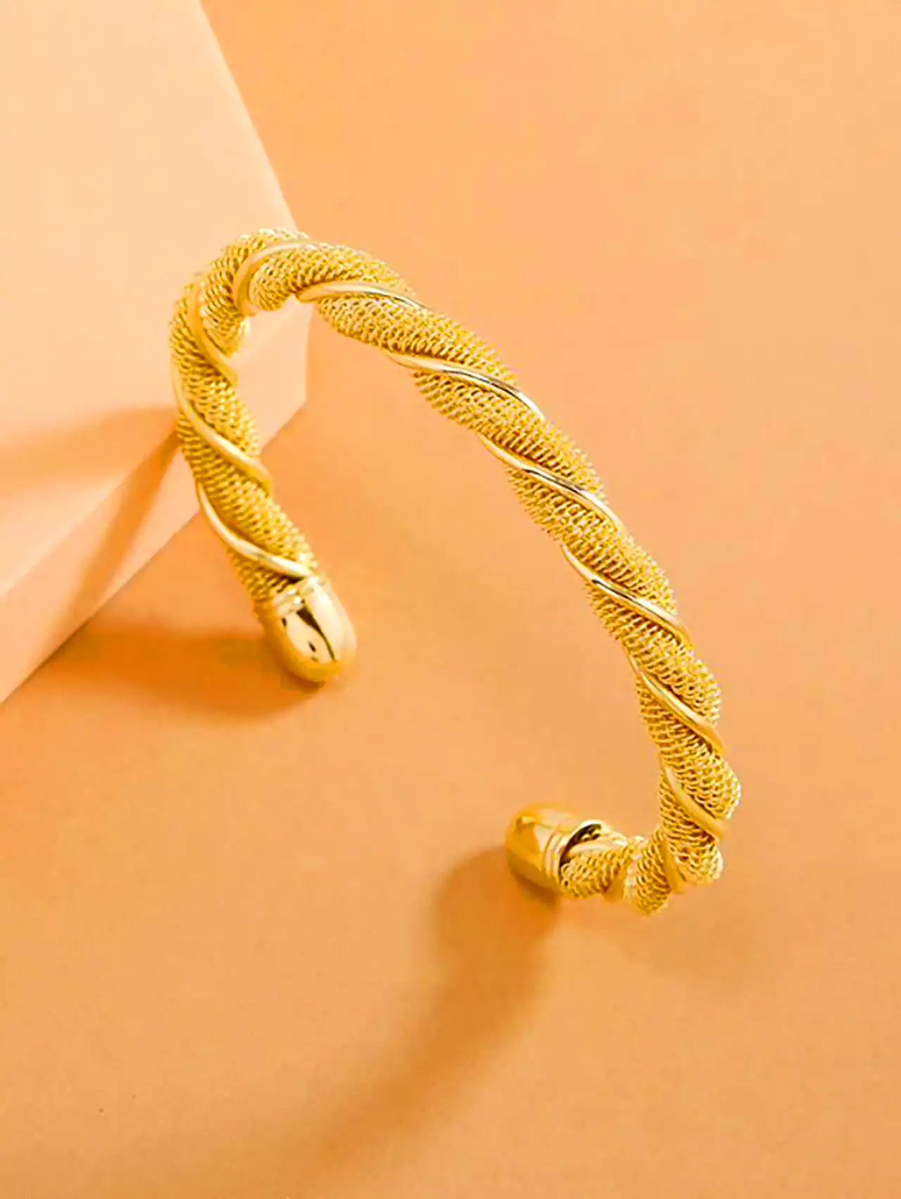 بنگل طلا دخترونه