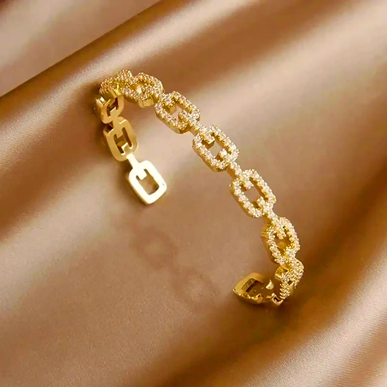 بنگل طلا دخترونه