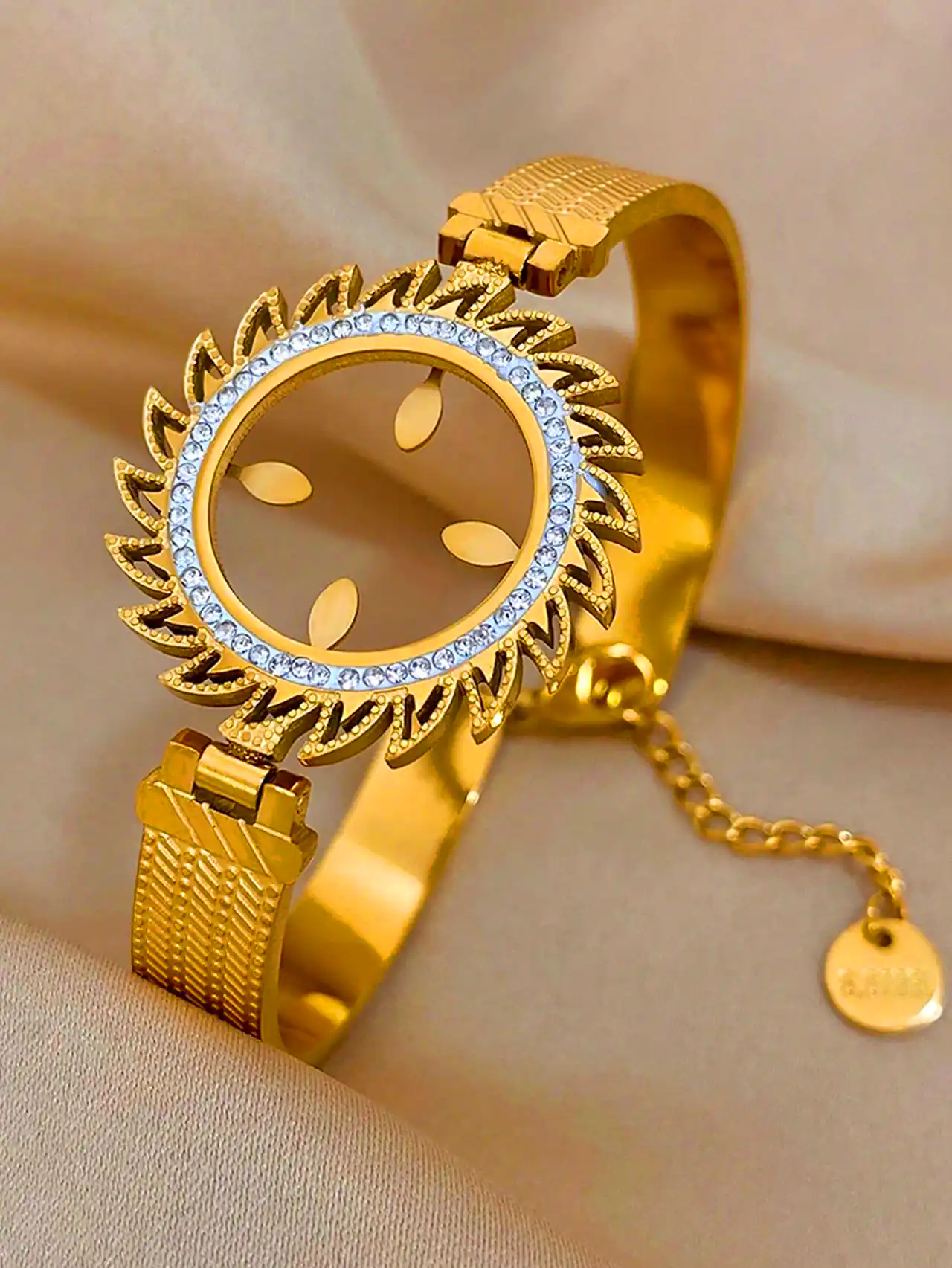 بنگل طلا ژورنالی خاص