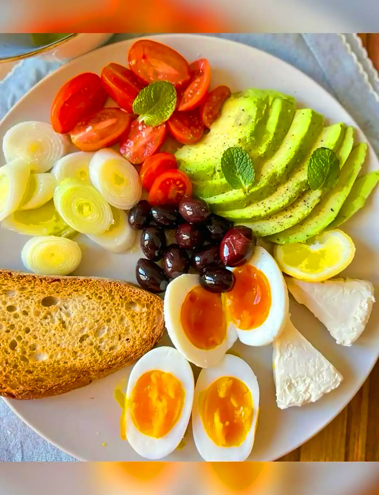 بشقاب غذای رژیمی