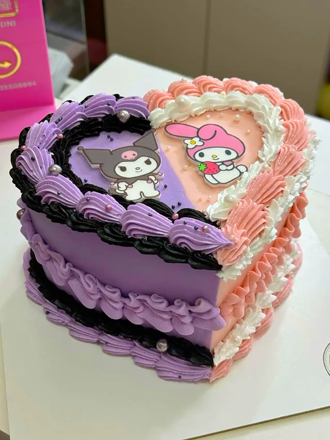 کیک فانتزی دخترانه کیوت لبوبو