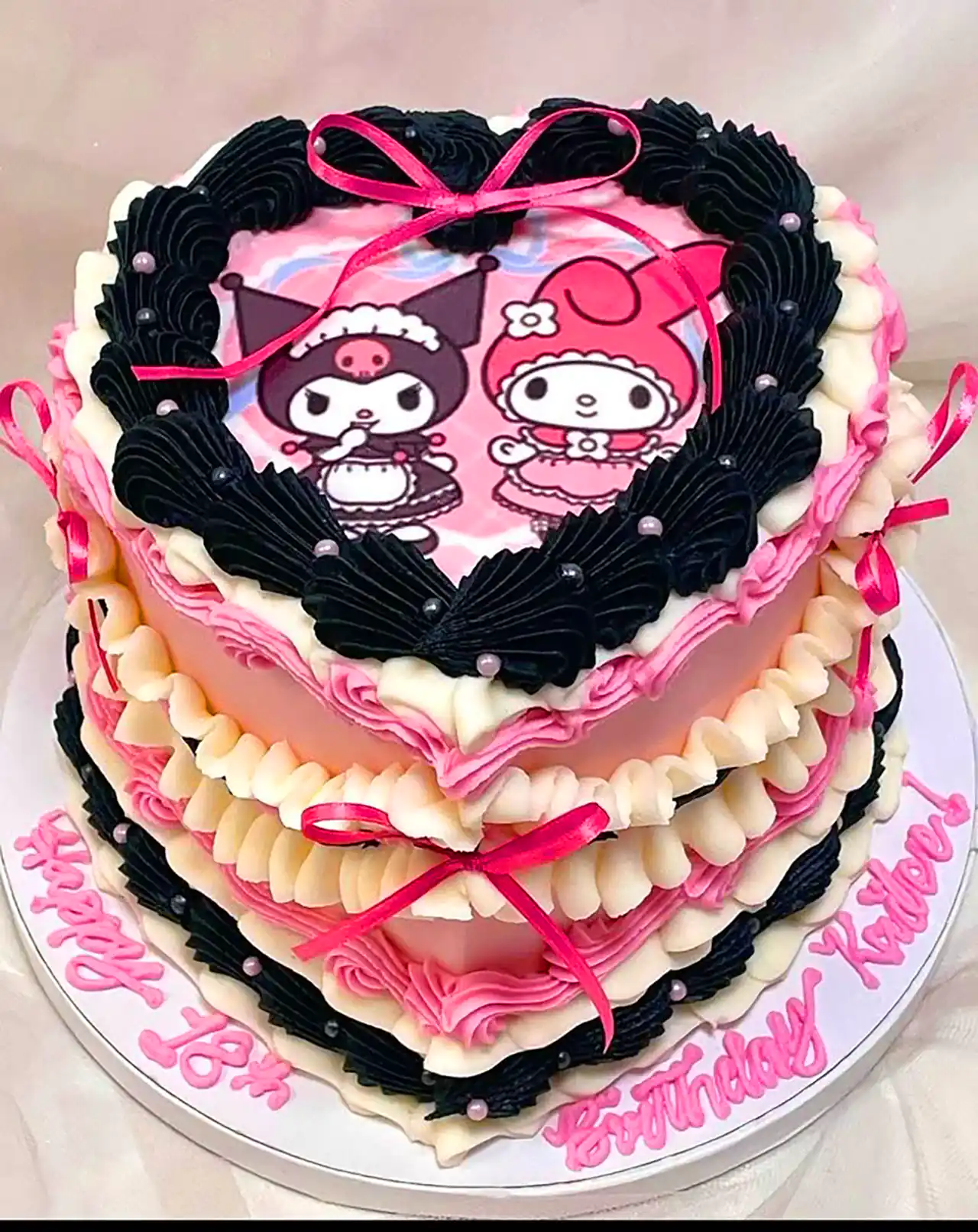 کیک فانتزی دخترانه کیوت لبوبو