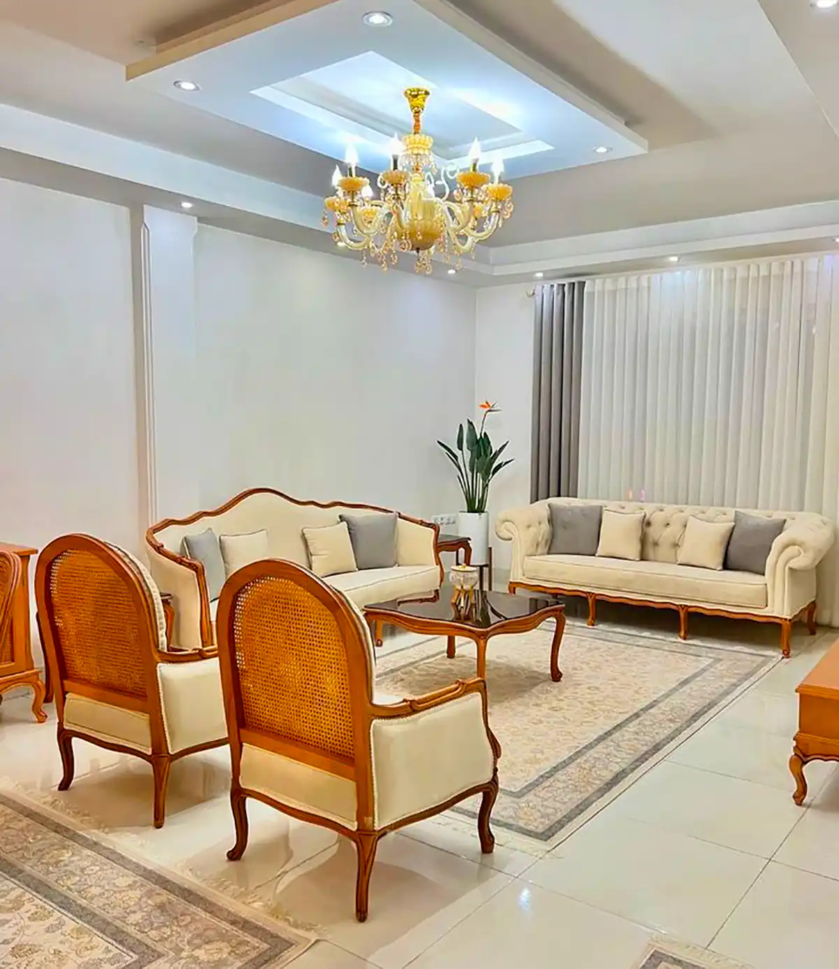 چیدمان مبلمان پذیرایی