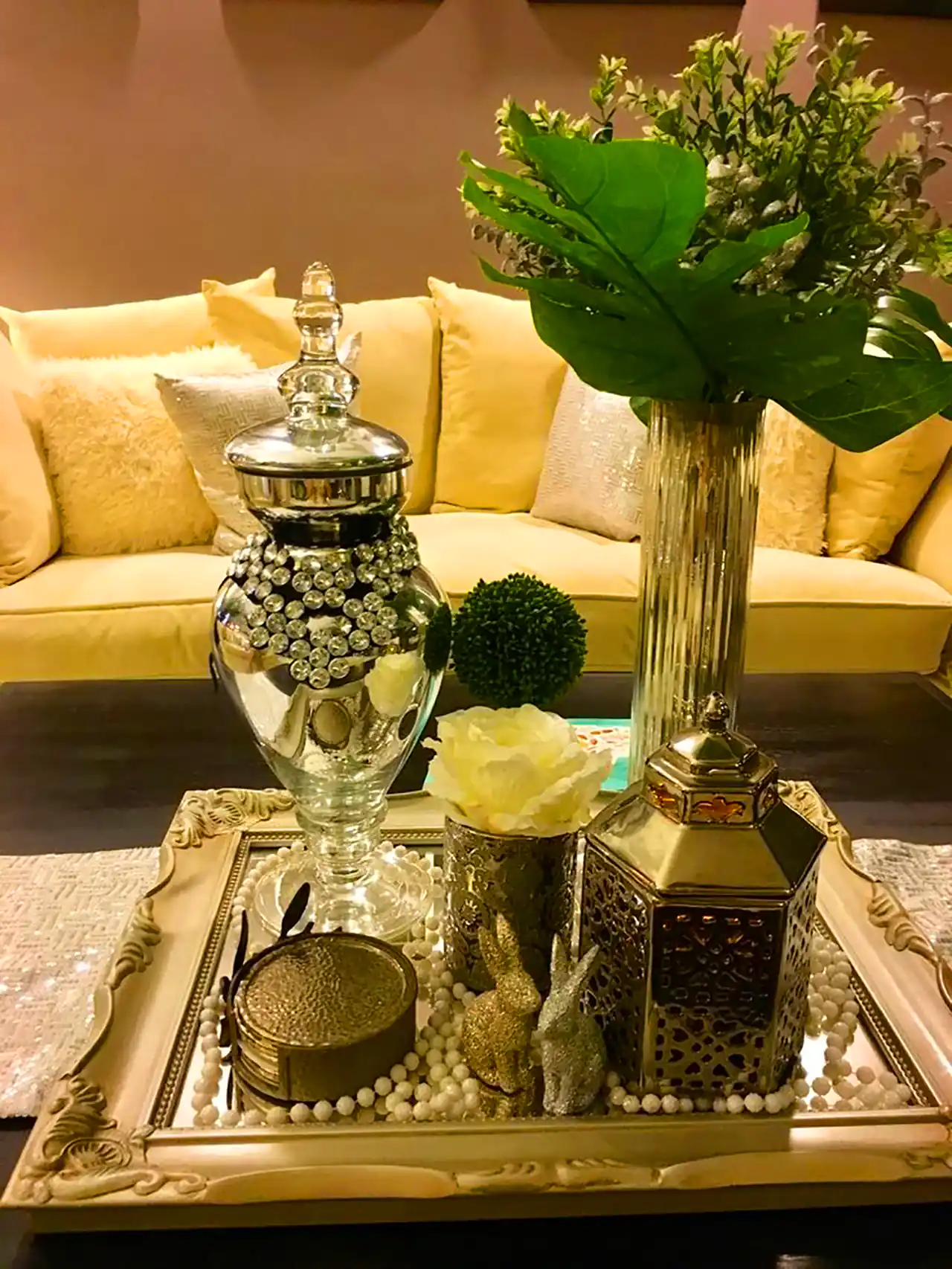 چیدمان یونیک برای روی میز عسلی