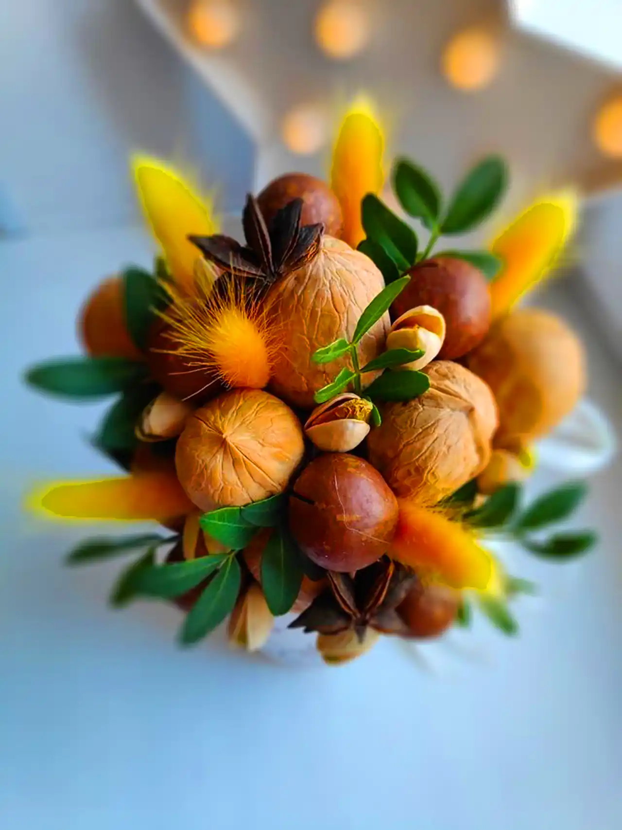 دسته گل سوپرایزی با آجیل