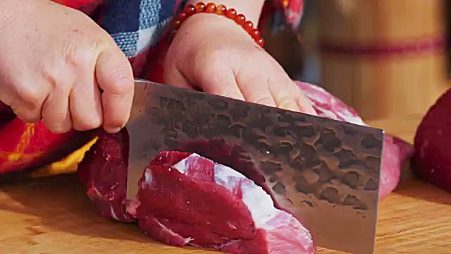 خشک و دودی کردن گوشت در غذای روستایی آذربایجان