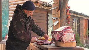 طرز تهیه کباب دنده گاو به سبک آسادو در دل طبیعت