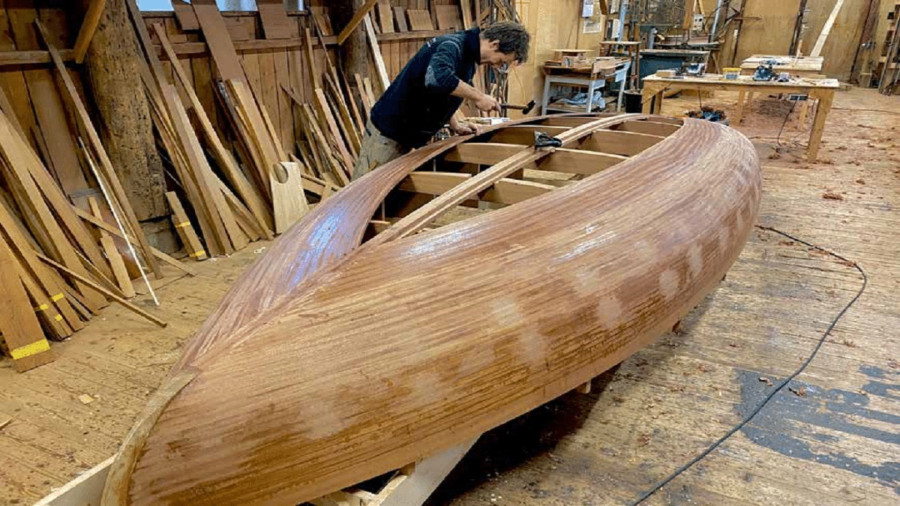 مراحل دیدنی ساخت یک قایق چوبی زیبا به روش نجار ماهر هندی