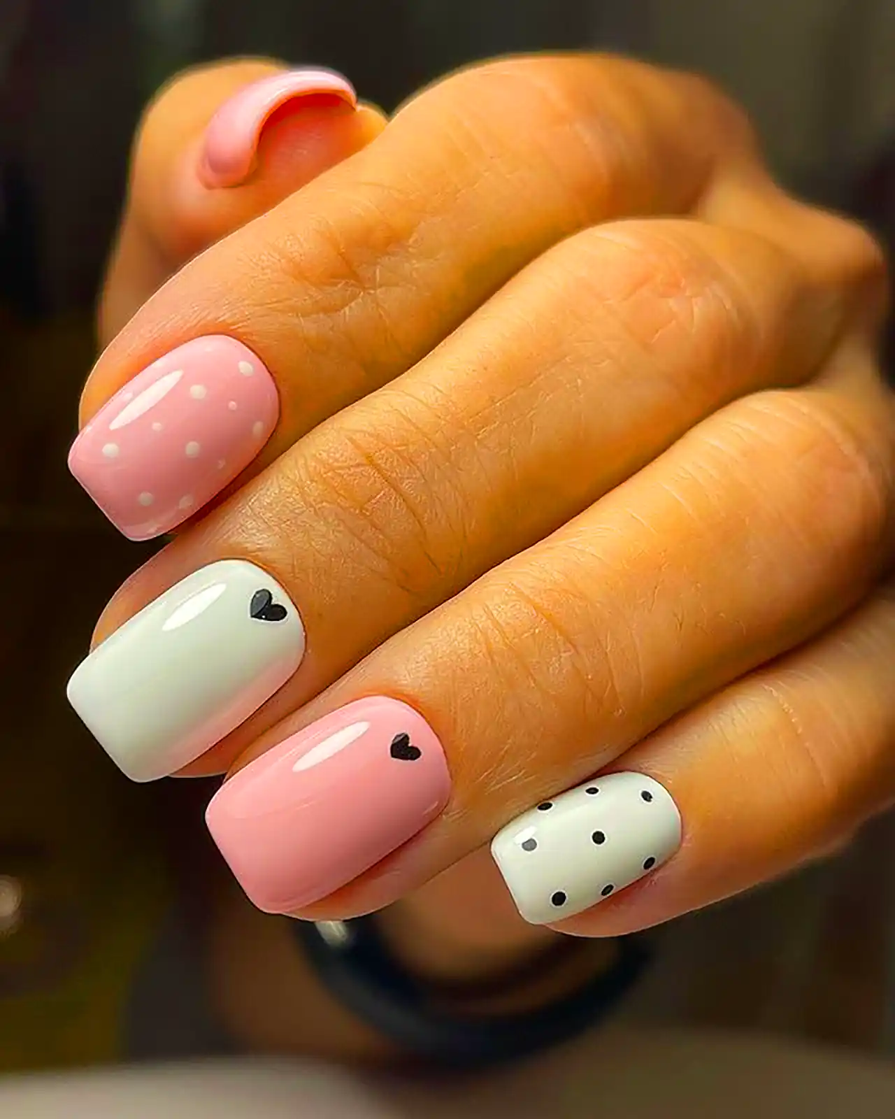 دیزاین ناخن جذاب و ساده