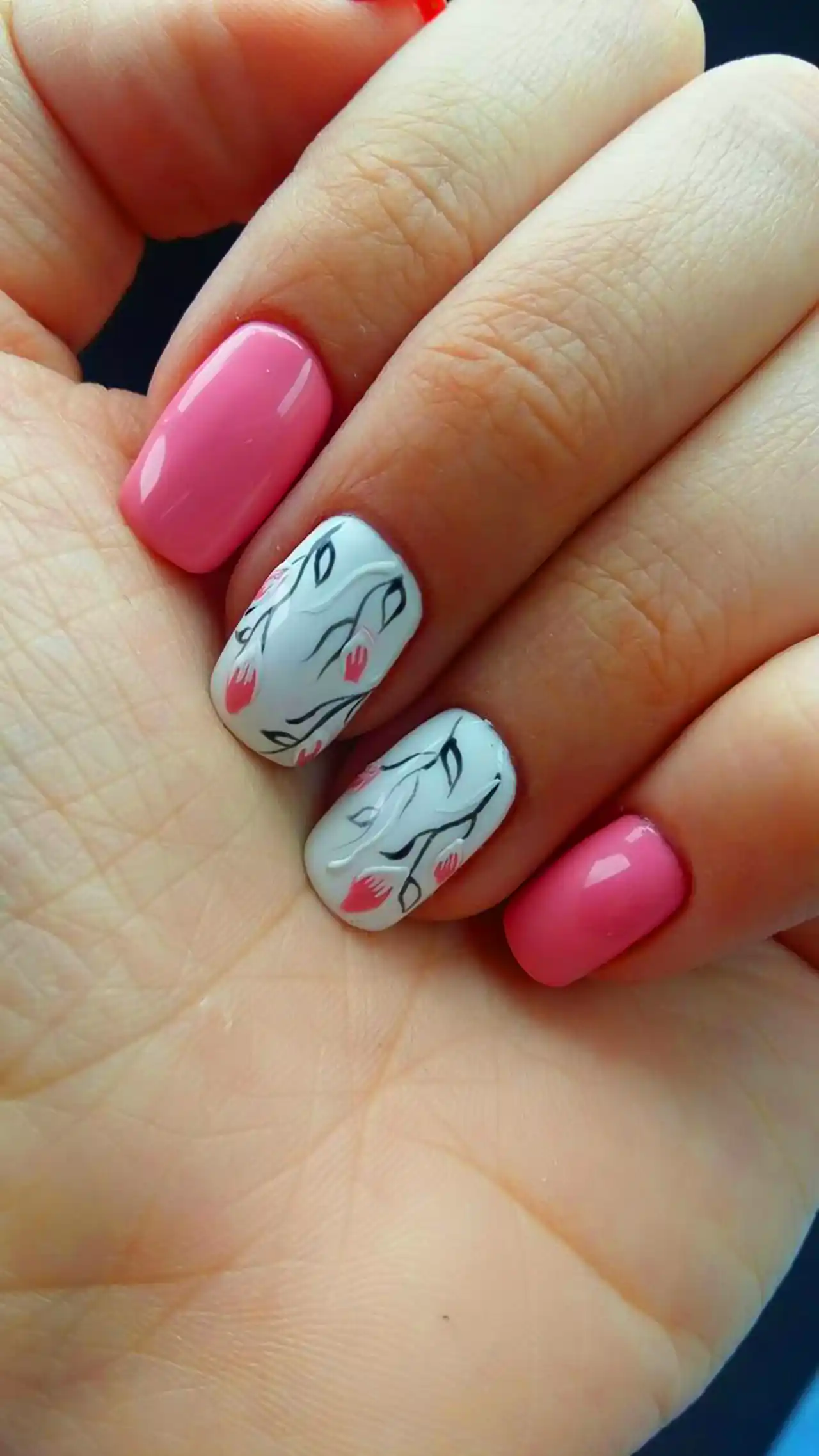 دیزاین ناخن جذاب و ساده