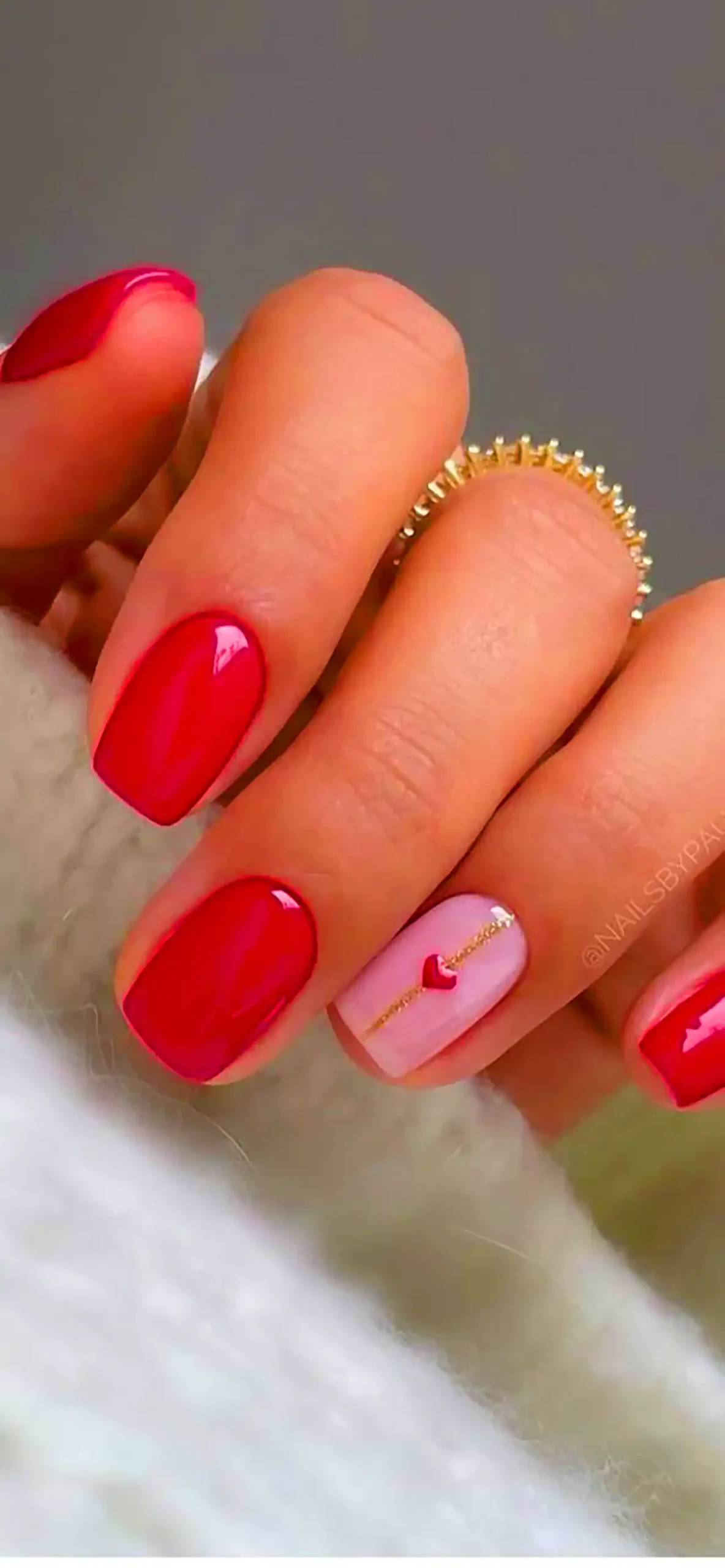 دیزاین ناخن جذاب و ساده