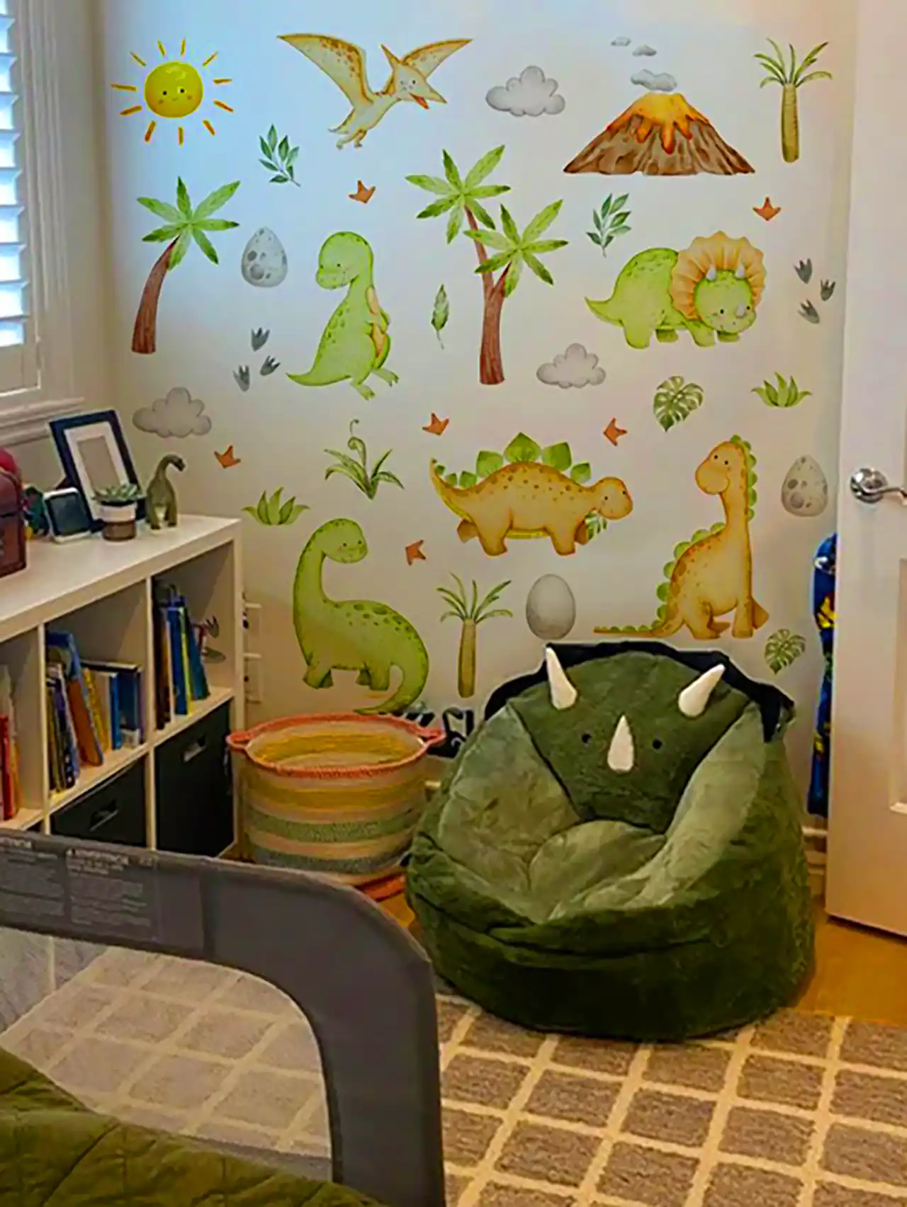 دیزاین اتاق کودک با تم دایناسوری