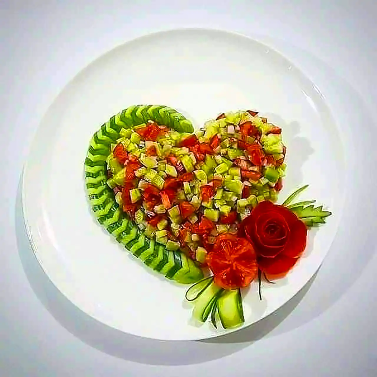 دیزاین سالاد شیرازی مجلسی