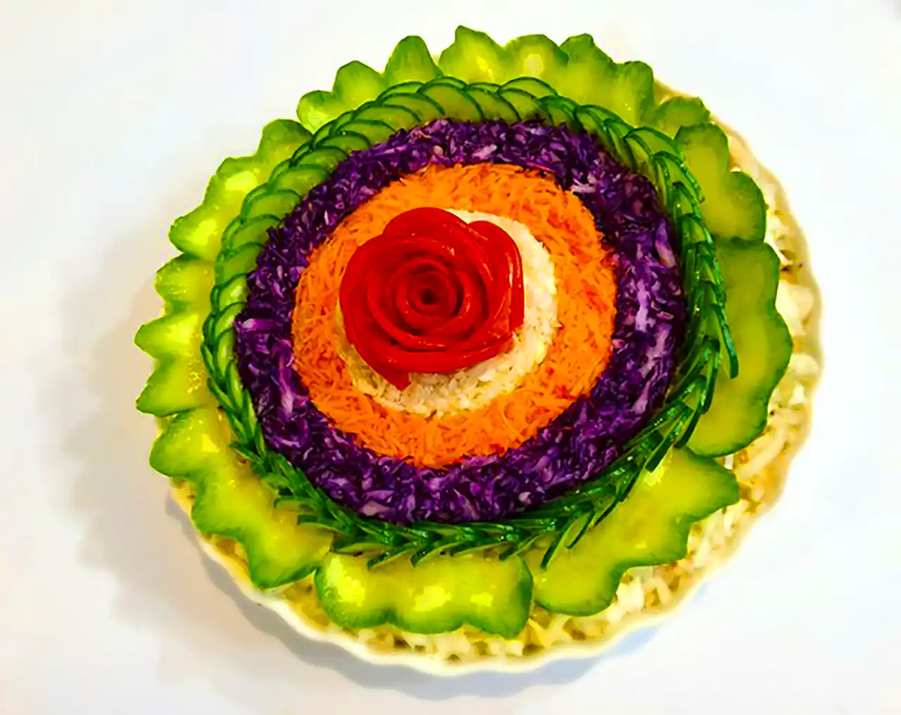 دیزاین شیک و مجلسی سالاد 