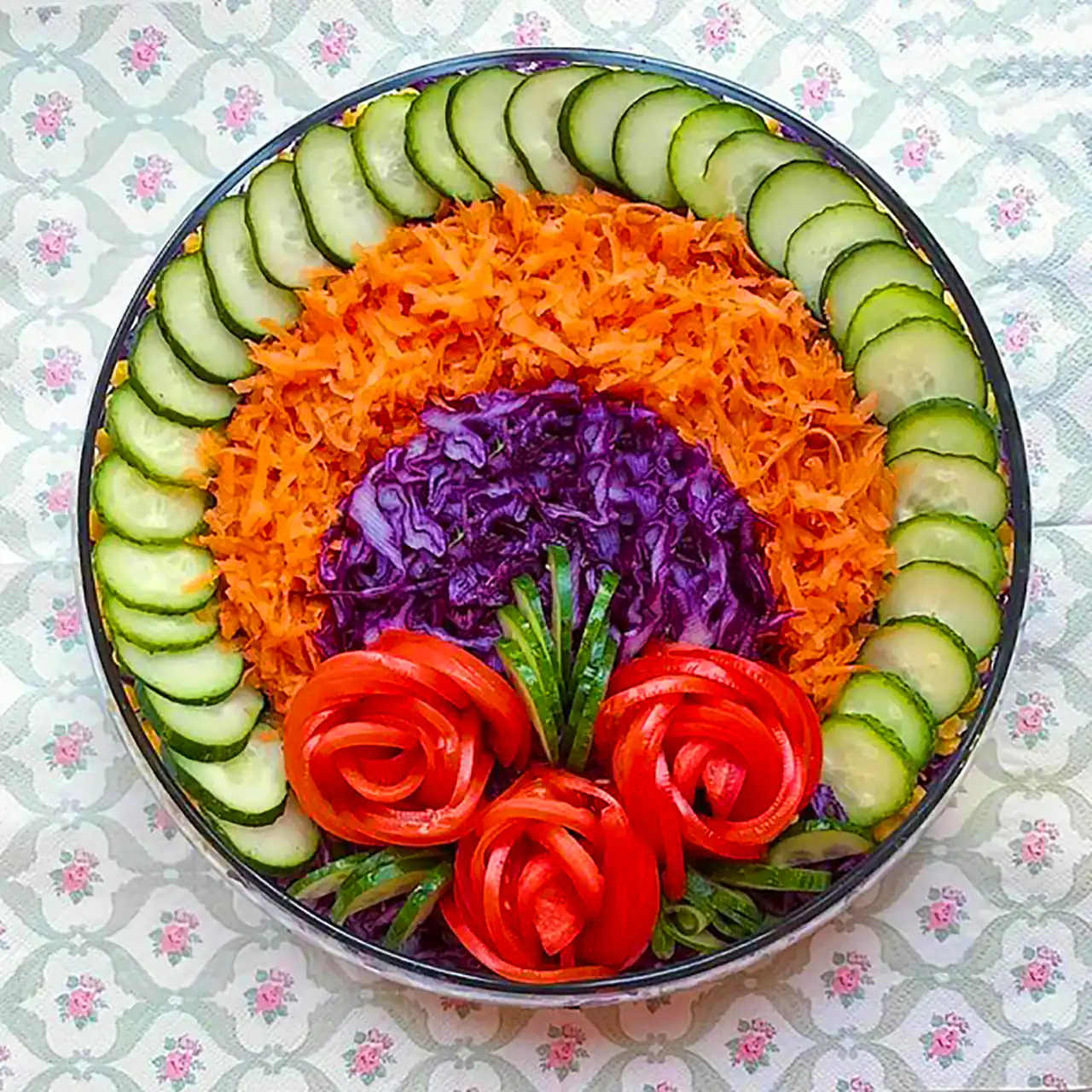 دیزاین شیک و مجلسی سالاد 