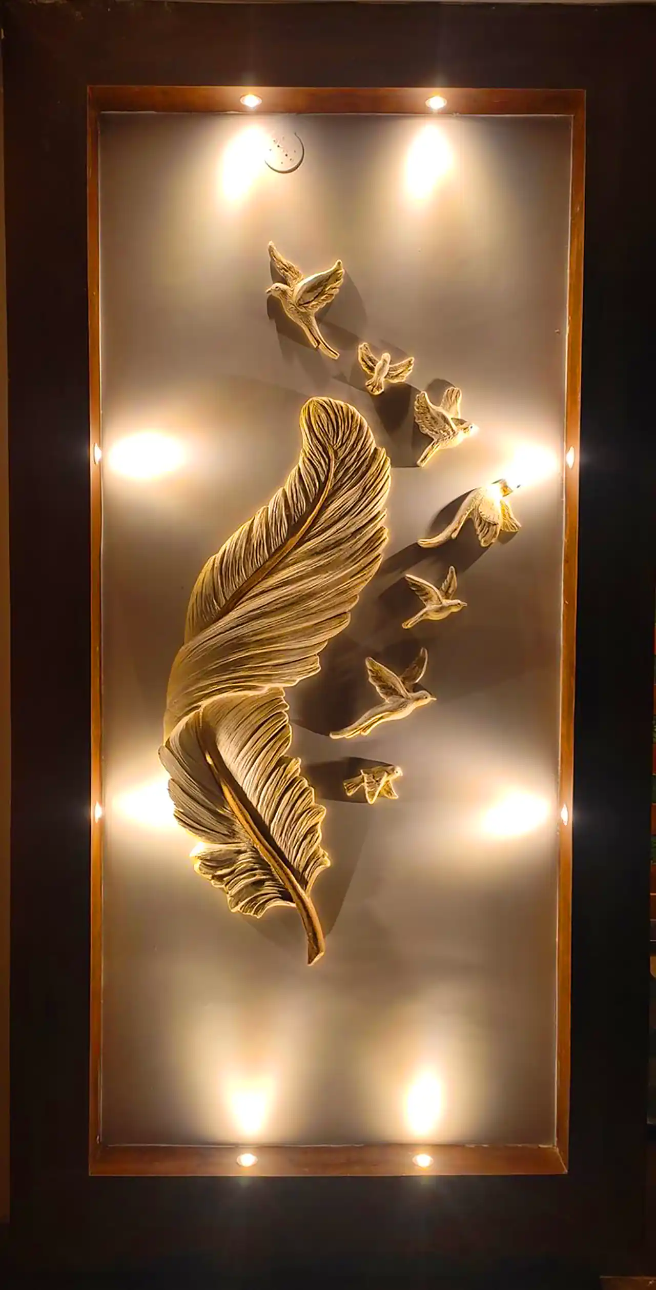 دیزاین جذاب برای دیوار آپارتمان