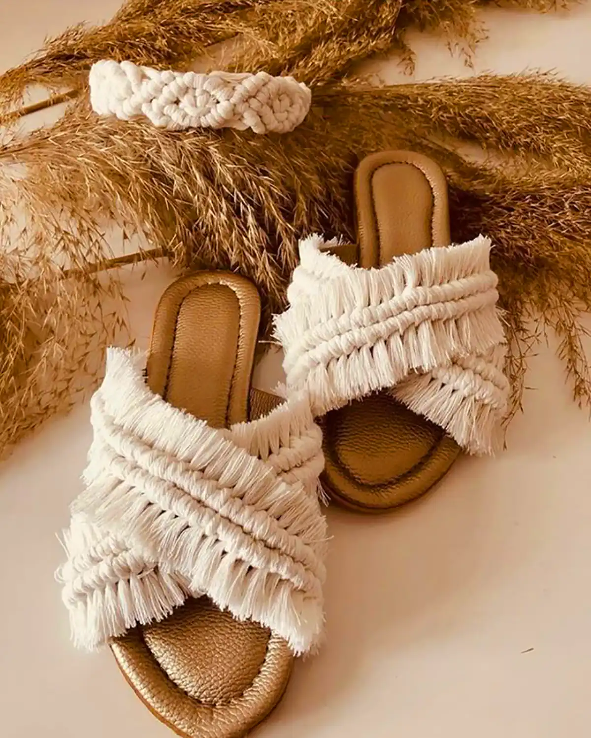 دمپایی مکرومه دست دوزی