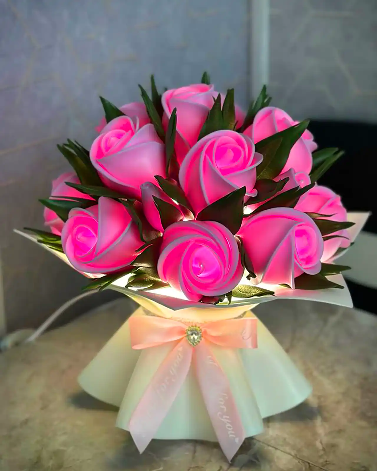 دسته گل عروس صورتی