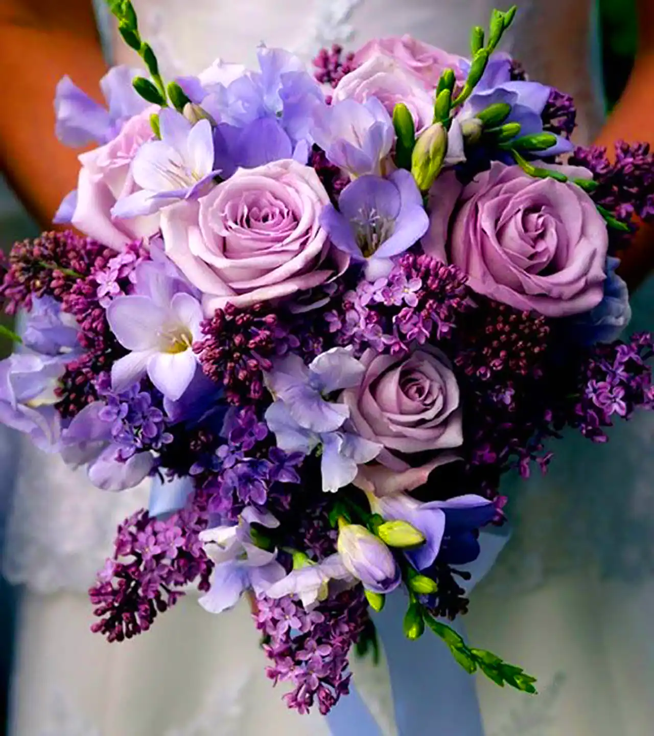 دسته گل عروس تم یاسی