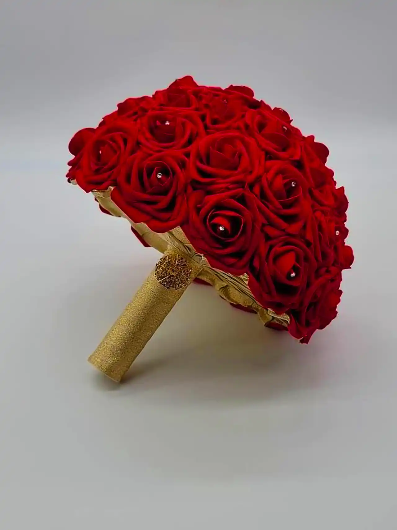 دسته گل رزقرمز برای عروس