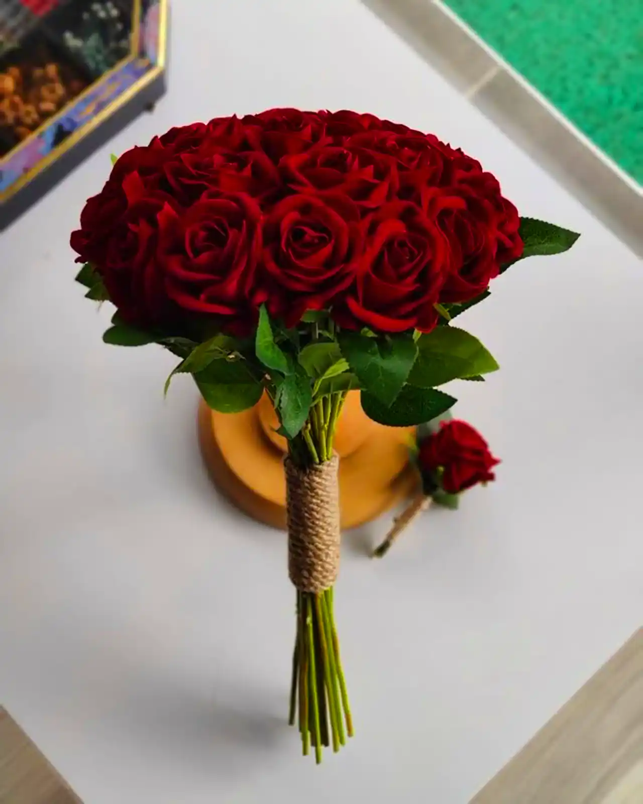 دسته گل رزقرمز برای عروس