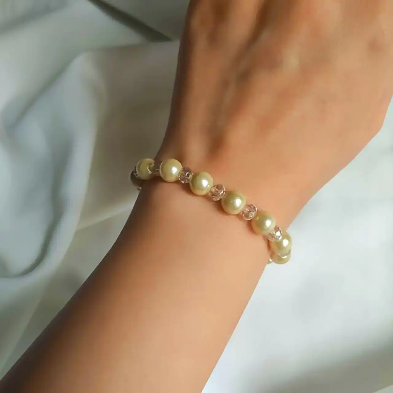 دستبند مرواریدی دخترانه