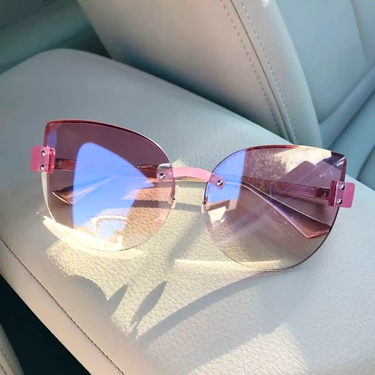 عینک لوکس و زیبا