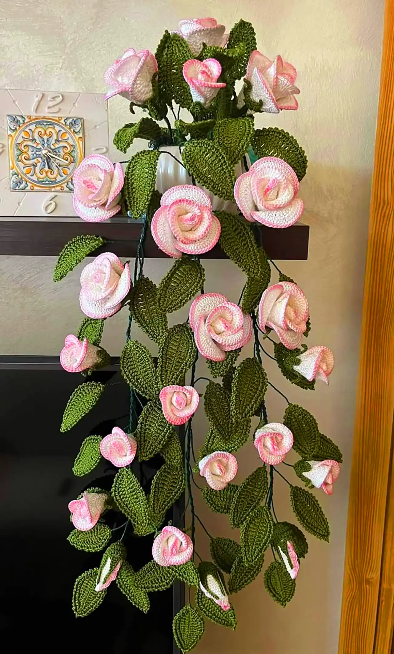 گلهای دکوری شیک بافتنی