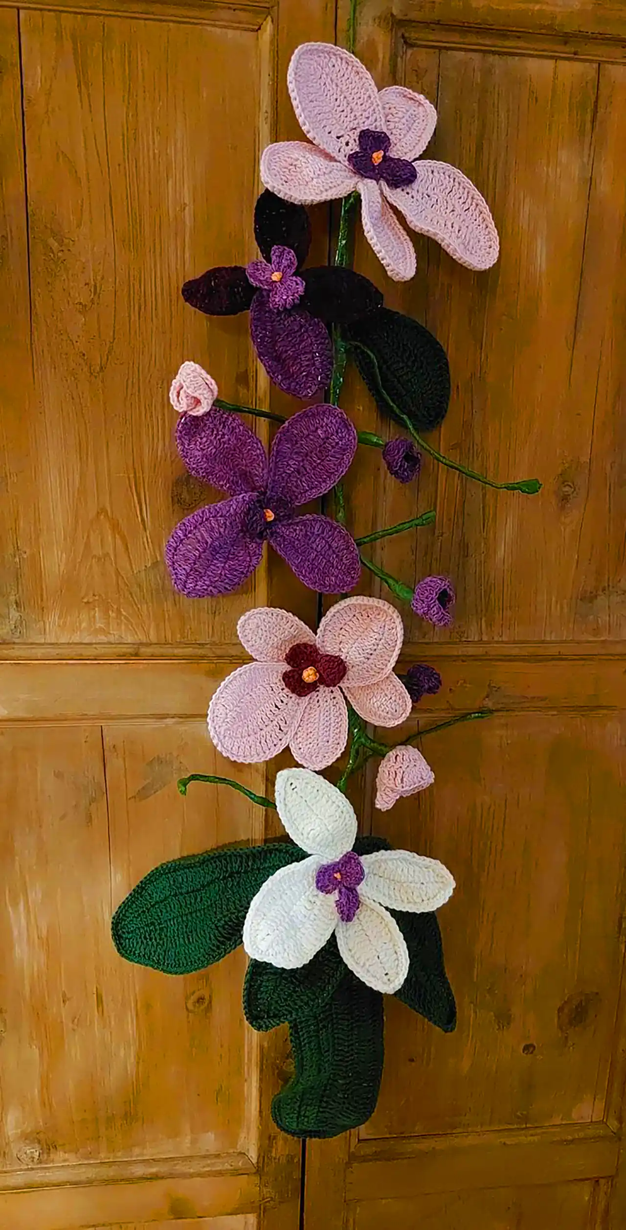 گلهای دکوری شیک بافتنی