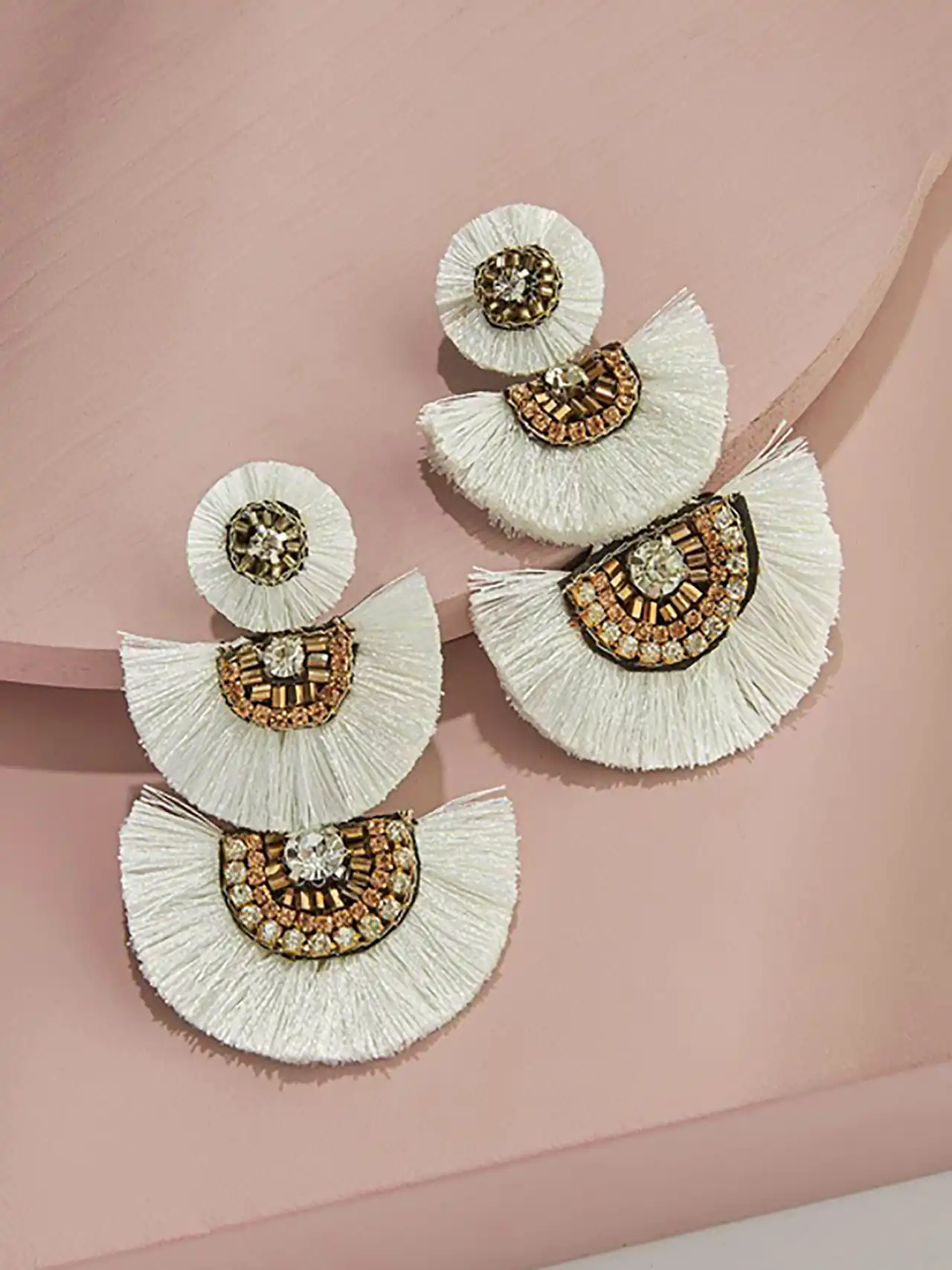 گوشواره منگوله ای آویز مدرن 