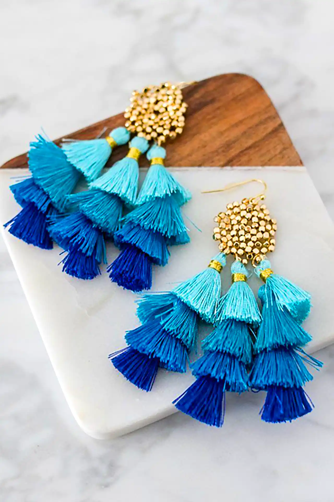 گوشواره منگوله ای آویز مدرن 