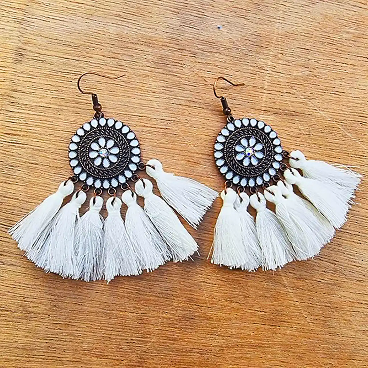 گوشواره منگوله ای آویز مدرن 