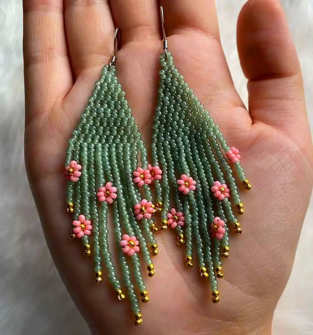 گوشواره مهره ای بلند فانتزی 