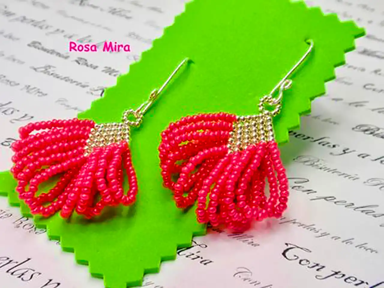 گوشواره مهره ای بلند فانتزی 