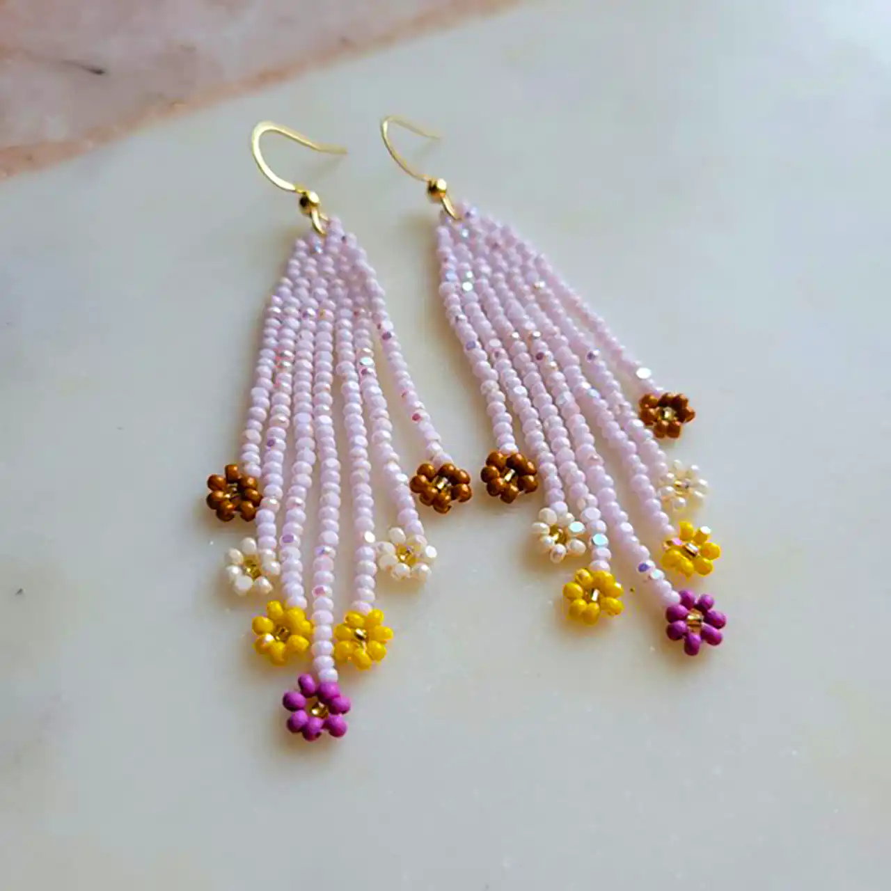 گوشواره مهره ای بلند فانتزی 